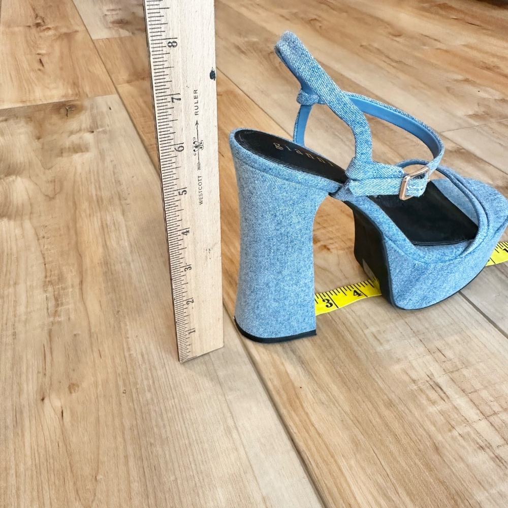 💕CCO💕 NWT Gianni Bini Platform Ankle Strap Open Toe Sandals Heels Blue 8 1/2 - Picture 10 of 16